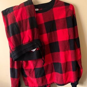 Fleece Pajama Set Size Small tall
